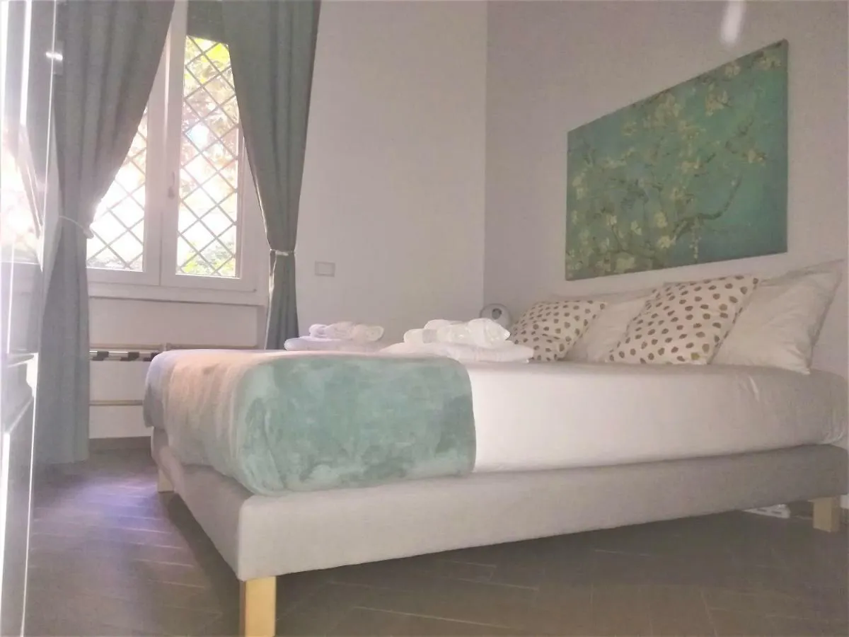 Amalia House - Casa Vacanza Hotel Rome 0*,  Italy